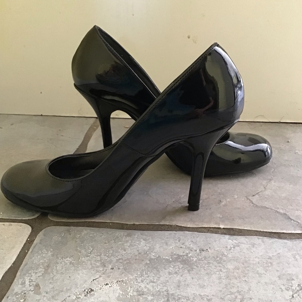Black heels